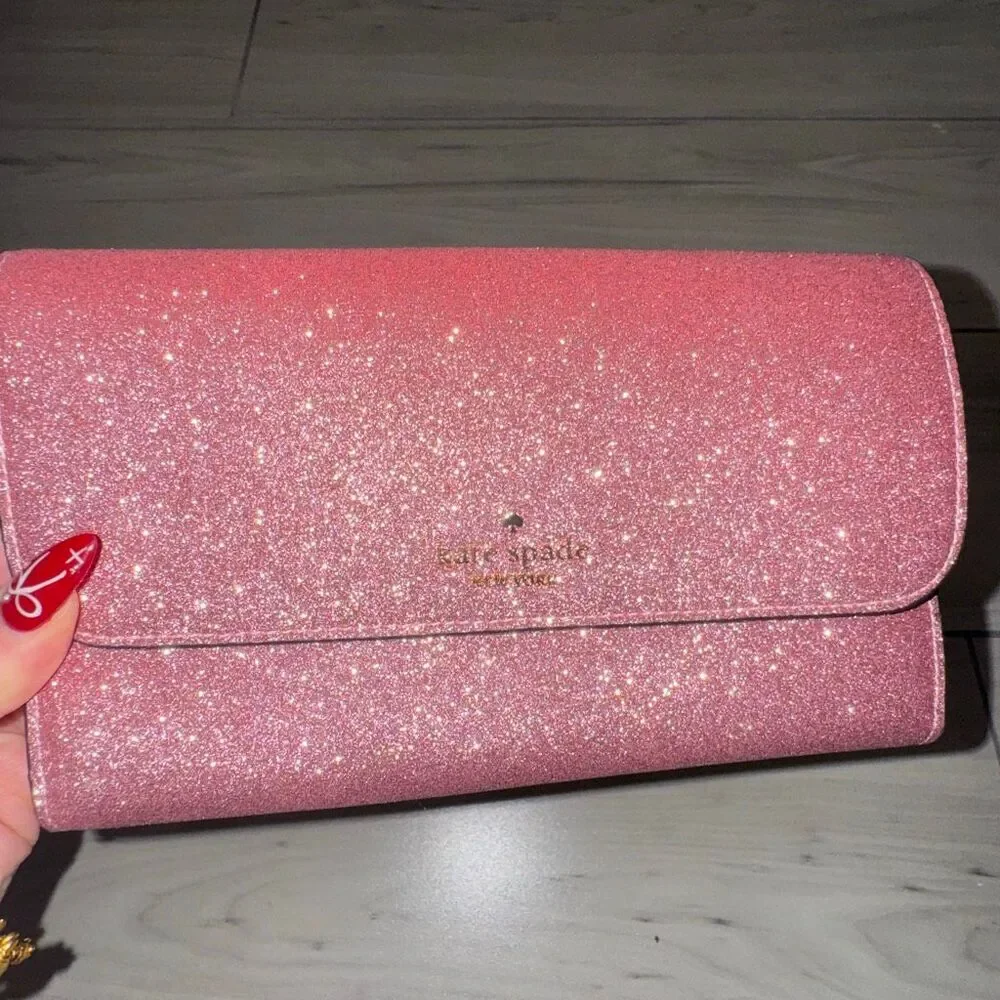 NWOT Kate Spade Glimmer or Tinsel Boxed Medium Phone Wristlet Wallet in a glitte